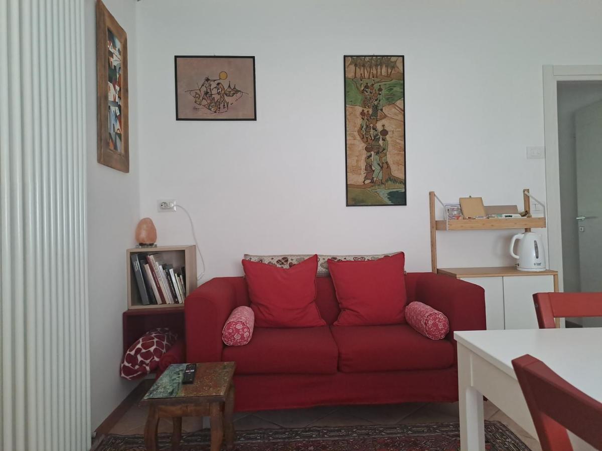 Casa Vanna Мецано Екстериор снимка