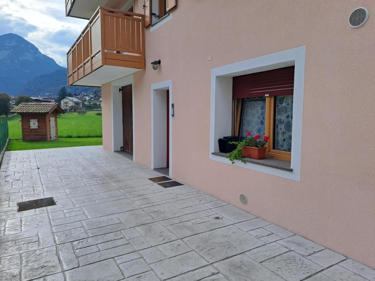 Casa Vanna Мецано Екстериор снимка